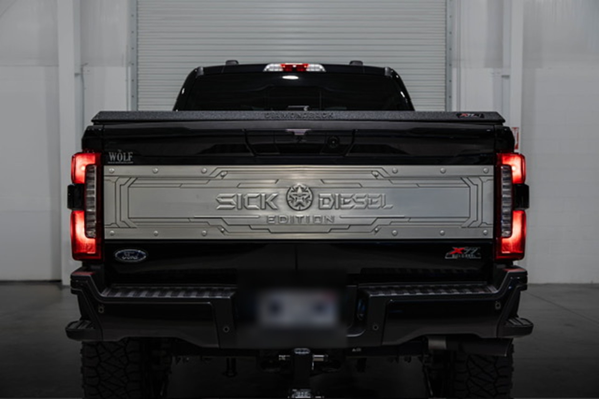 X77 rear with anodized tailgate plate